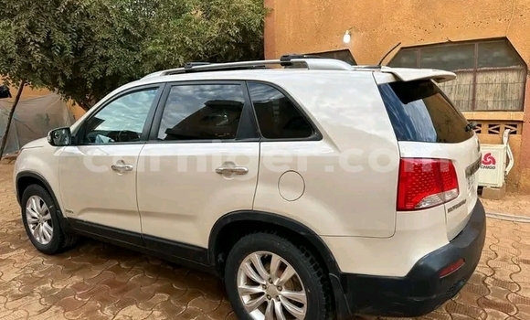 Sayi Na hannu Kia Sorento White Mota in Niamey a Niamey Sayi Na hannu Kia Sorento White Mota in Niamey a Niamey