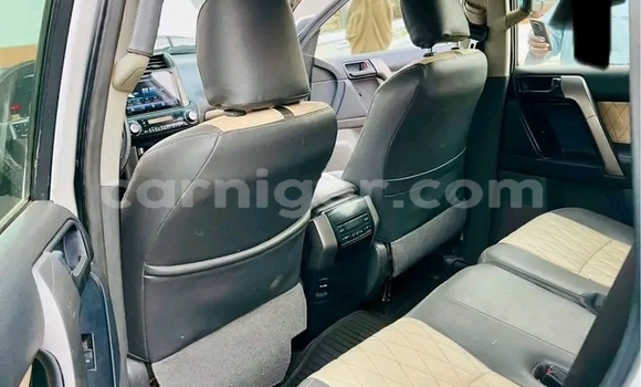 Sayi Na hannu Toyota Prado White Mota in Bilma a Agadez Sayi Na hannu Toyota Prado White Mota in Bilma a Agadez