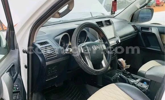 Sayi Na hannu Toyota Prado White Mota in Bilma a Agadez Sayi Na hannu Toyota Prado White Mota in Bilma a Agadez