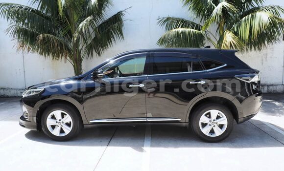 Buy Used Toyota Harrier Black Car in Niamey in Niamey Buy Used Toyota Harrier Black Car in Niamey in Niamey