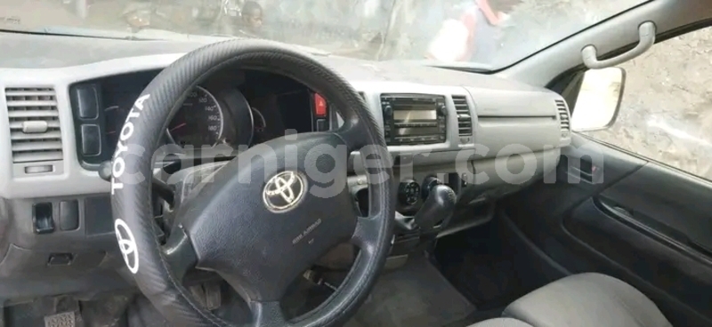 Big with watermark toyota hiace niamey niamey 8211