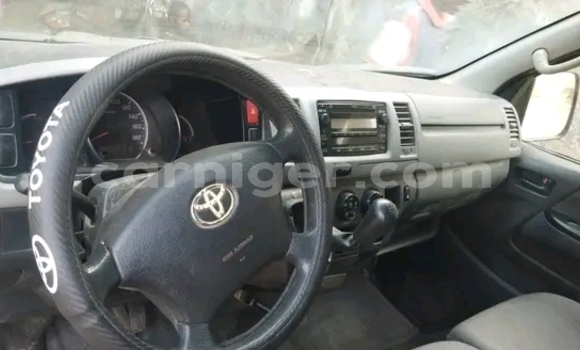 Acheter Occasion Voiture Toyota Hiace Blanc à Niamey, Niamey Acheter Occasion Voiture Toyota Hiace Blanc à Niamey, Niamey