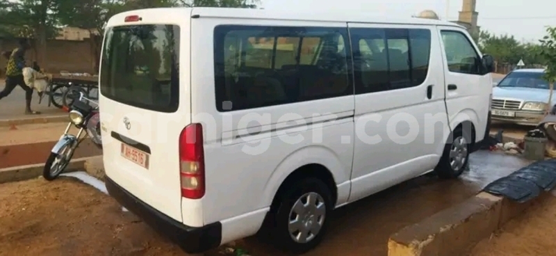 Big with watermark toyota hiace niamey niamey 8211