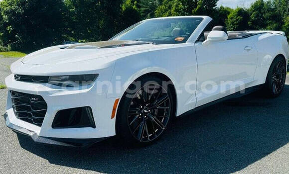 Buy Used Chevrolet Camaro White Car in Niamey in Niamey Buy Used Chevrolet Camaro White Car in Niamey in Niamey