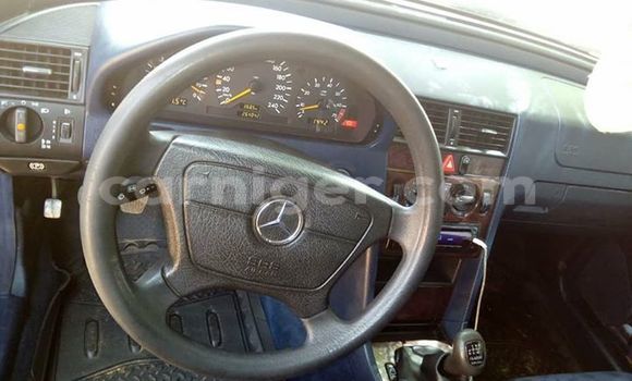 Sayi Na hannu Mercedes‒Benz C–Class Other Mota in Niamey a Niamey Sayi Na hannu Mercedes‒Benz C–Class Other Mota in Niamey a Niamey