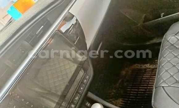 Buy Used Toyota Corolla Green Car in Madarounfa in Maradi Buy Used Toyota Corolla Green Car in Madarounfa in Maradi