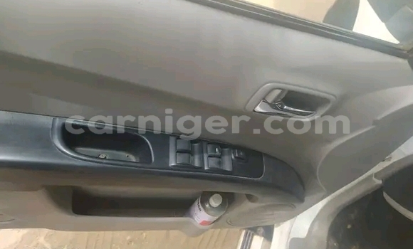 Buy Used Mitsubishi Eclipse White Car in Niamey in Niamey Buy Used Mitsubishi Eclipse White Car in Niamey in Niamey