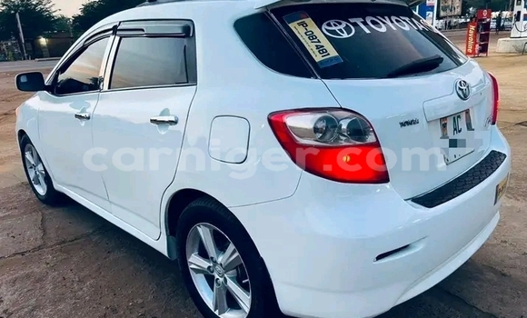 Buy Used Toyota Matrix White Car in Niamey in Niamey Buy Used Toyota Matrix White Car in Niamey in Niamey