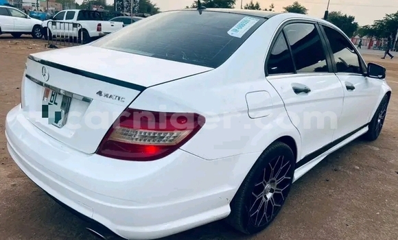 Buy Used Mercedes‒Benz CL-klasse White Car in Gaya in Dosso Buy Used Mercedes‒Benz CL-klasse White Car in Gaya in Dosso