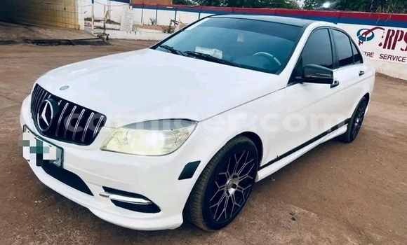 Buy Used Mercedes‒Benz CL-klasse White Car in Gaya in Dosso Buy Used Mercedes‒Benz CL-klasse White Car in Gaya in Dosso