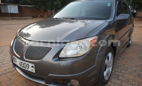 Buy Used Pontiac Vibe Silver Car in Niamey in Niamey Buy Used Pontiac Vibe Silver Car in Niamey in Niamey