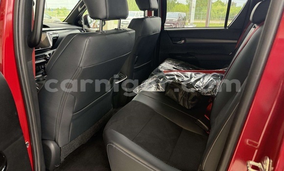 Acheter Occasion Voiture Toyota Hilux Rouge à Niamey, Niamey Acheter Occasion Voiture Toyota Hilux Rouge à Niamey, Niamey