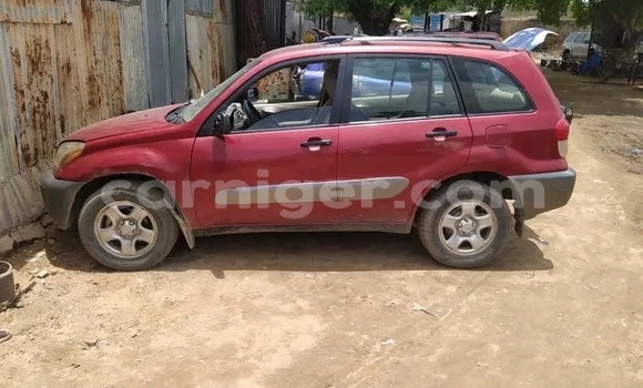 Sayi Na hannu Toyota RAV4 Red Mota in Niamey a Niamey Sayi Na hannu Toyota RAV4 Red Mota in Niamey a Niamey