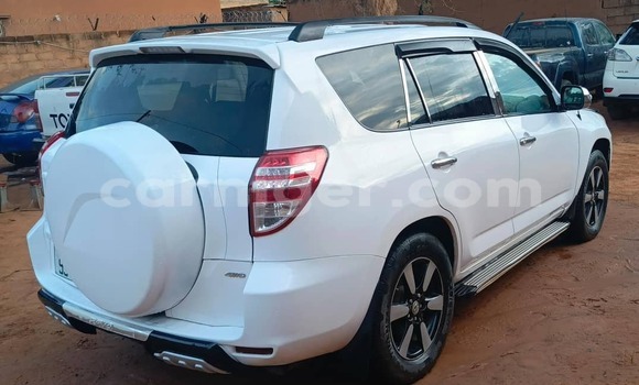 Acheter Occasion Voiture Toyota RAV4 Blanc à Tahoua, Tahoua