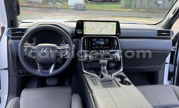 Buy Used Lexus LX White Car in Guidan Roumdji in Maradi Buy Used Lexus LX White Car in Guidan Roumdji in Maradi
