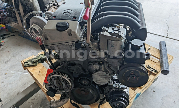 اشتري Mercedes-Benz E-Class, في نيامي في نيامي اشتري Mercedes-Benz E-Class, في نيامي في نيامي