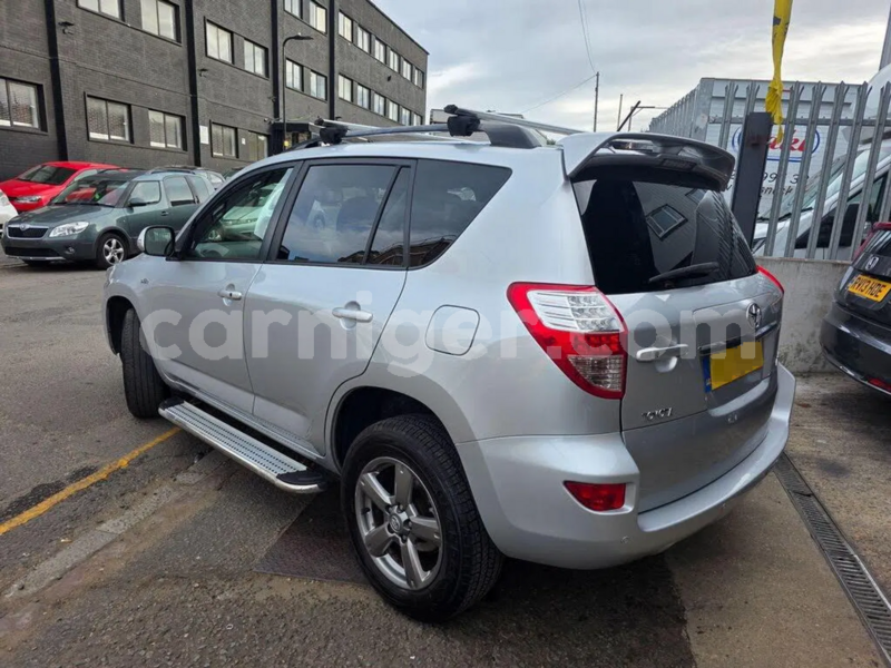 Big with watermark toyota rav4 niamey niamey 8433