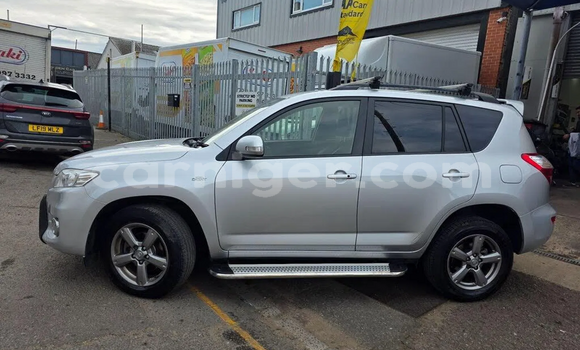 اشتري مستعمل Toyota RAV4 Silver سيارة في نيامي في نيامي اشتري مستعمل Toyota RAV4 Silver سيارة في نيامي في نيامي
