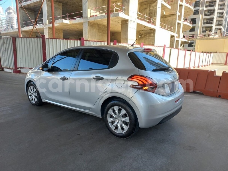 Big with watermark peugeot 208 niamey niamey 8434