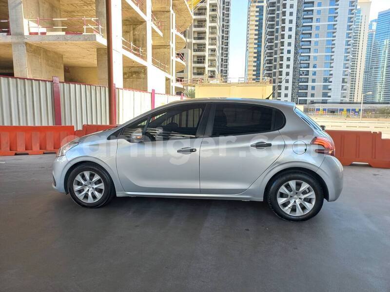 Big with watermark peugeot 208 niamey niamey 8434