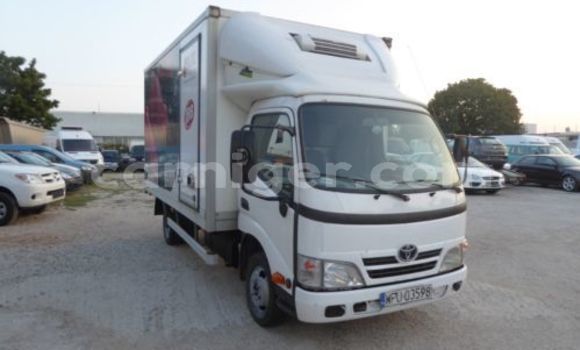 Buy Used Toyota Ade White Truck in Agadez in Agadez