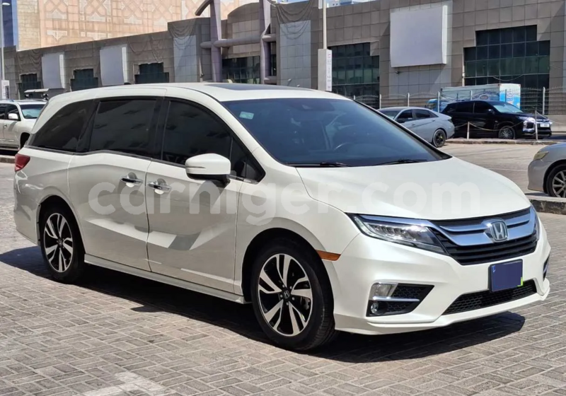 Big with watermark honda odyssey niamey niamey 8438
