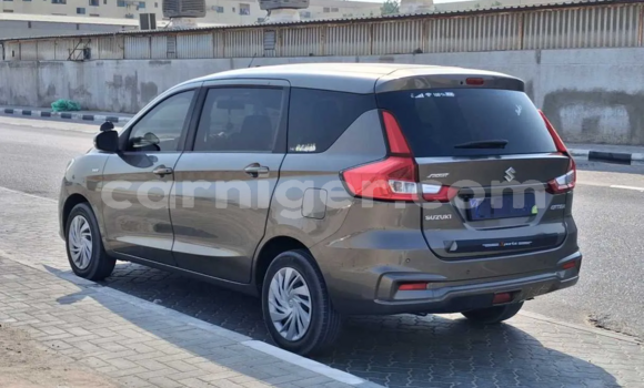 اشتري مستعمل Suzuki Ertiga Brown سيارة في نيامي في نيامي اشتري مستعمل Suzuki Ertiga Brown سيارة في نيامي في نيامي