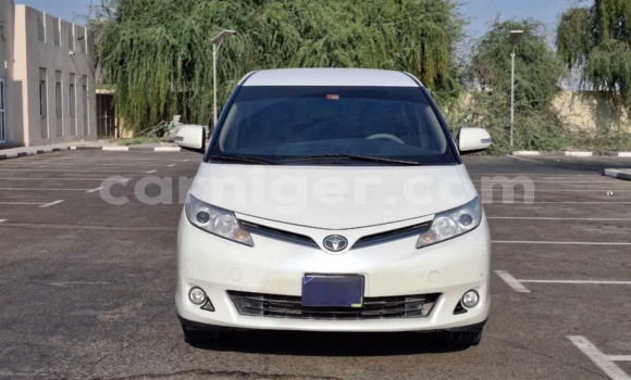 اشتري مستعمل Toyota Previa White سيارة في نيامي في نيامي اشتري مستعمل Toyota Previa White سيارة في نيامي في نيامي