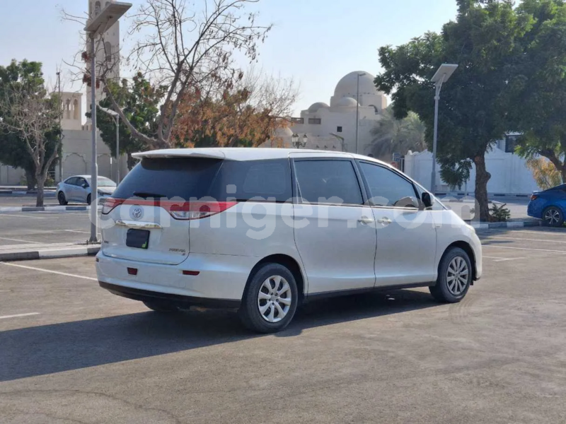 Big with watermark toyota previa niamey niamey 8441