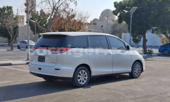اشتري مستعمل Toyota Previa White سيارة في نيامي في نيامي اشتري مستعمل Toyota Previa White سيارة في نيامي في نيامي