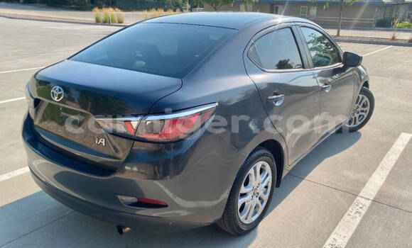 اشتري مستعمل Toyota Yaris Black سيارة في نيامي في نيامي اشتري مستعمل Toyota Yaris Black سيارة في نيامي في نيامي