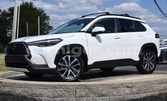 Acheter Occasion Voiture Toyota Corolla Cross Blanc à Niamey, Niamey