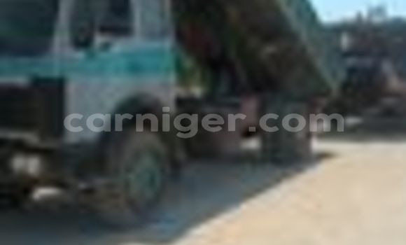 Buy Used Mercedes‒Benz 190 Blue Car in Agadez in Agadez Buy Used Mercedes‒Benz 190 Blue Car in Agadez in Agadez