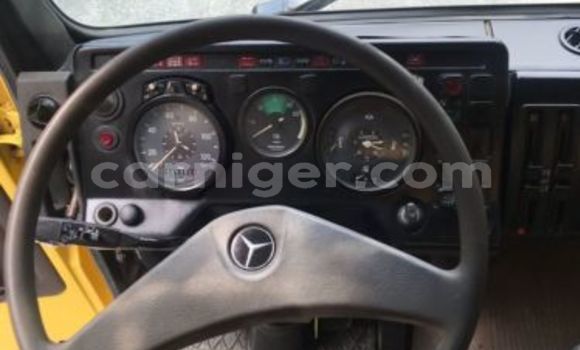 Buy Used Mercedes‒Benz 1922 Other Truck in Agadez in Agadez Buy Used Mercedes‒Benz 1922 Other Truck in Agadez in Agadez