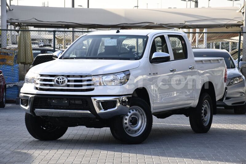 Big with watermark toyota hilux tahoua tahoua 8465