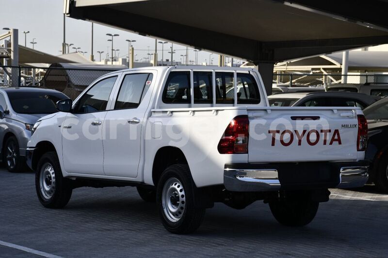 Big with watermark toyota hilux tahoua tahoua 8465