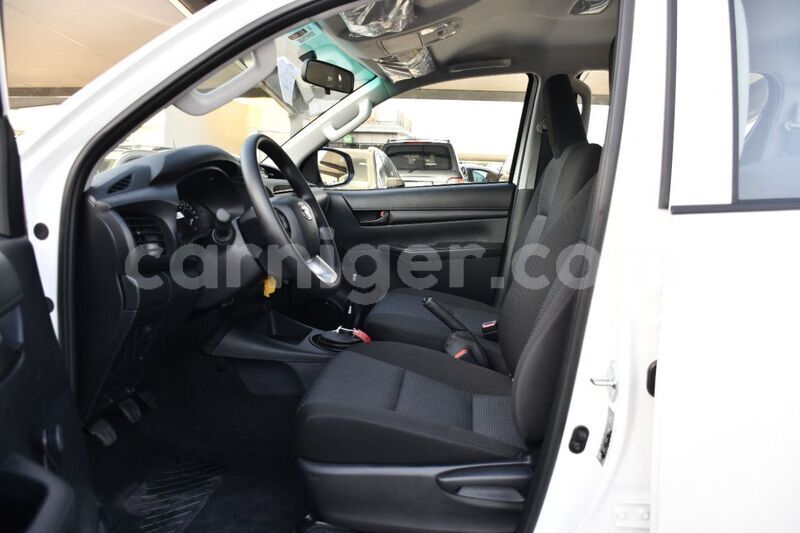 Big with watermark toyota hilux tahoua tahoua 8465