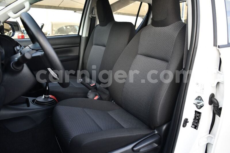 Big with watermark toyota hilux tahoua tahoua 8465