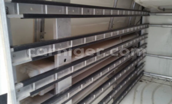 Sayi Na hannu Volkswagen Sharan White Mota in Agadez a Agadez Sayi Na hannu Volkswagen Sharan White Mota in Agadez a Agadez