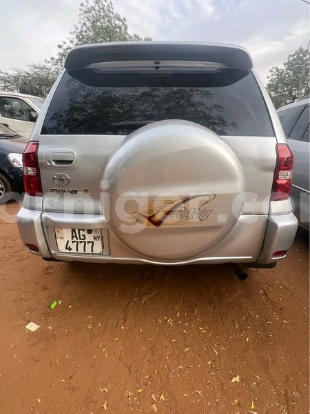 Big with watermark toyota rav4 tillabery ayorou 8475