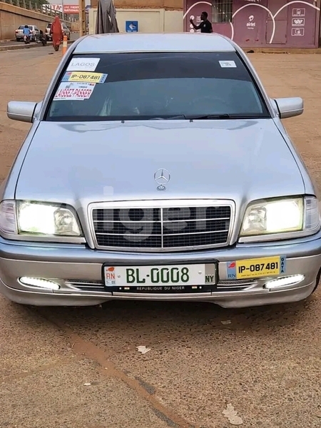 Big with watermark mercedes benz c class agadez bilma 8481