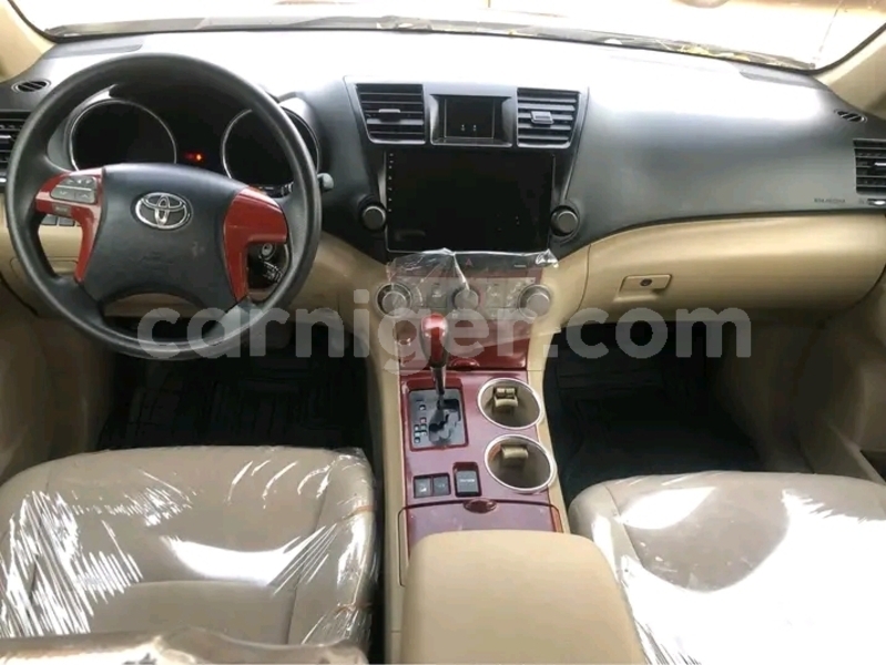 Big with watermark toyota highlander dosso region birni n gaoure 8485