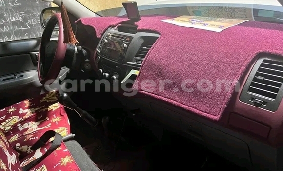 Acheter Occasion Voiture Toyota Hilux Blanc à Birni N'Gaoure, Dosso Region Acheter Occasion Voiture Toyota Hilux Blanc à Birni N'Gaoure, Dosso Region