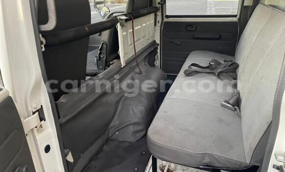 Acheter Occasion Utilitaire Isuzu FTR 850 Blanc à Niamey, Niamey Acheter Occasion Utilitaire Isuzu FTR 850 Blanc à Niamey, Niamey