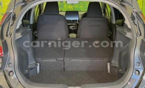 Sayi Na hannu Toyota Aqua Black Mota in Niamey a Niamey Sayi Na hannu Toyota Aqua Black Mota in Niamey a Niamey