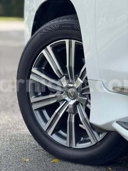 Big with watermark lexus lx 570 niamey niamey 8497