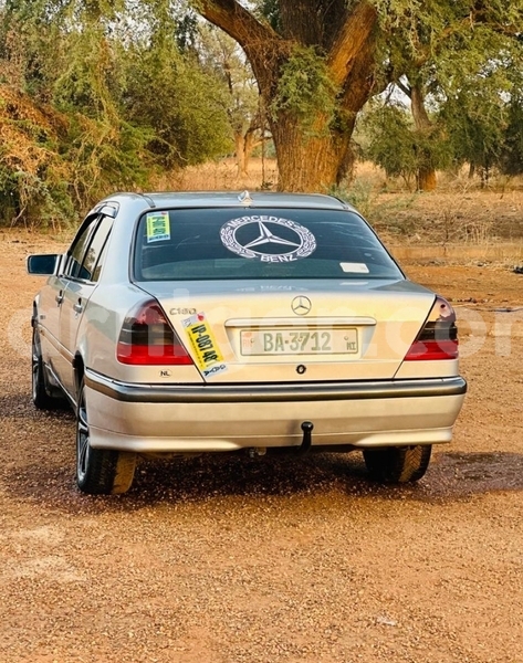 Big with watermark mercedes viano niamey niamey 8500