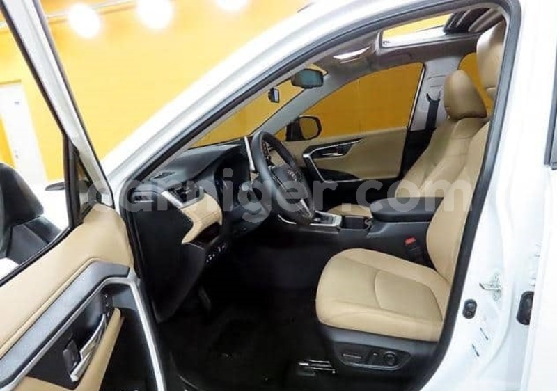 Big with watermark toyota rav4 niamey niamey 8501