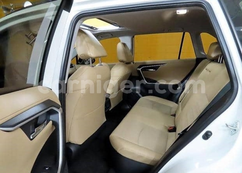 Big with watermark toyota rav4 niamey niamey 8501