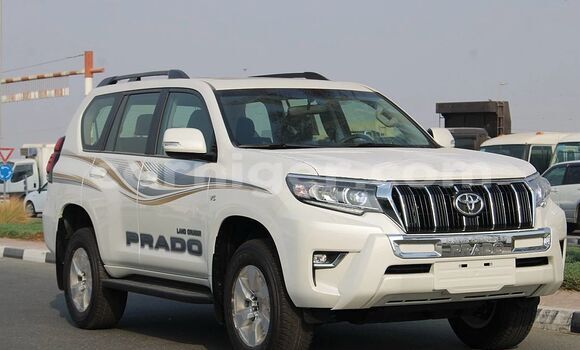 Buy Used Toyota Land Cruiser Prado White Car in Niamey in Niamey Buy Used Toyota Land Cruiser Prado White Car in Niamey in Niamey